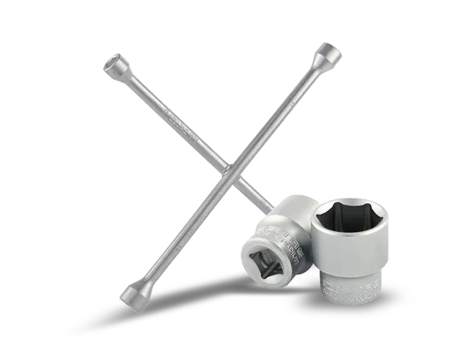 套筒和轮缘扳手