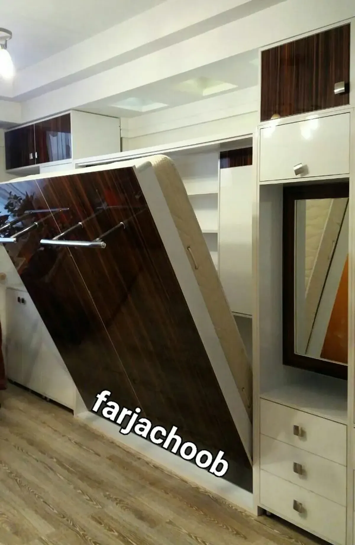 Farja Wood，现代家具制造商