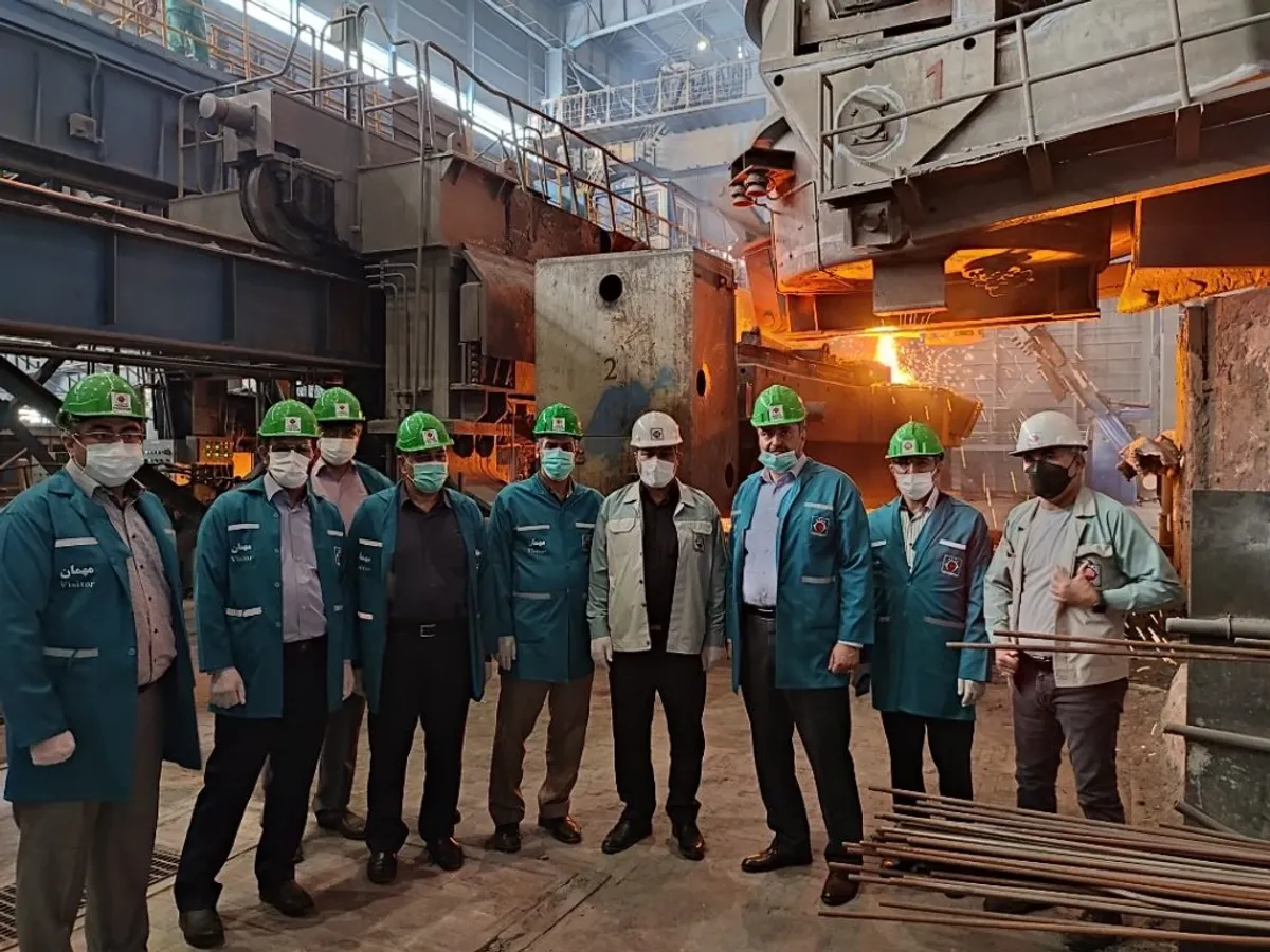  Employees working inside the factory of the Investment and Development Company of Mines and Metals