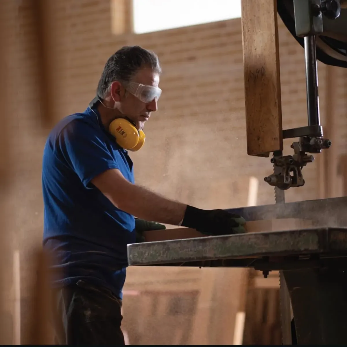 سەنتەری بەرهەمهێنان و دیزاینی وود و هونەر