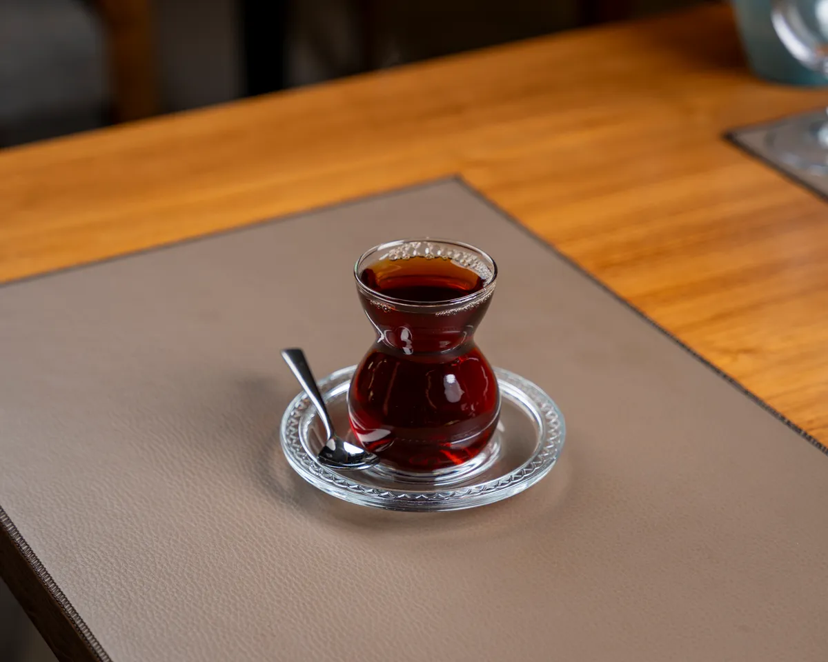 خواردنەوە گەرمەکان چێشتخانەی سەڵات ئەلئەسماک