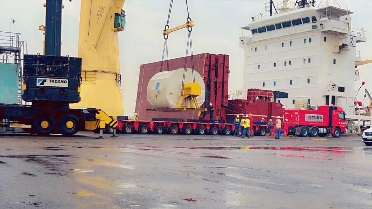 Transport heavy cargo to the Anbar Power Station