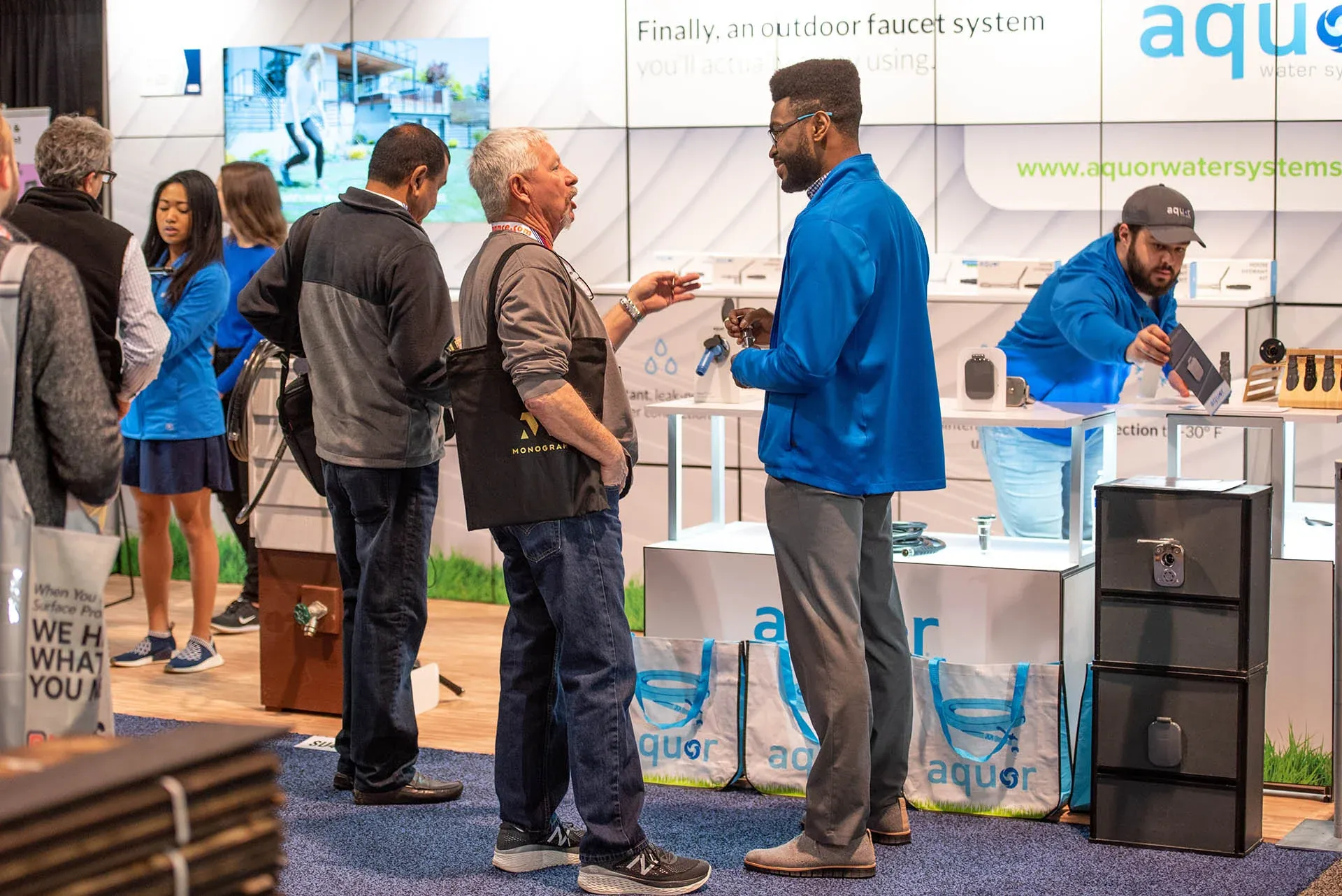 Introduction and Review of International Exhibitions Related to Faucets