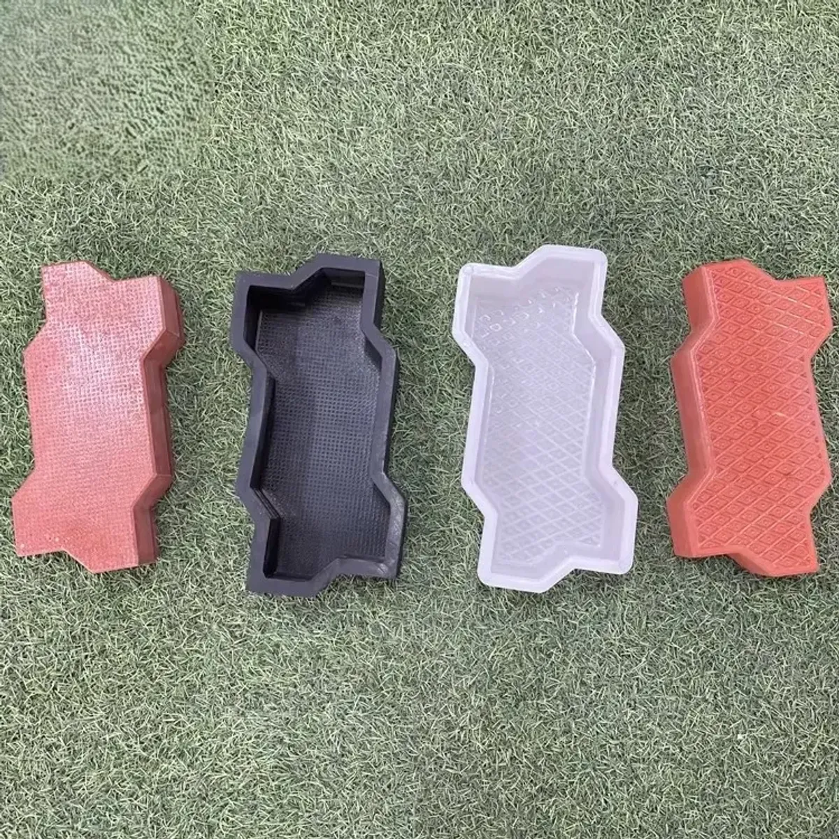 生产适用于人行道和庭院的联锁混凝土地砖模具 | 高耐久性，易脱模