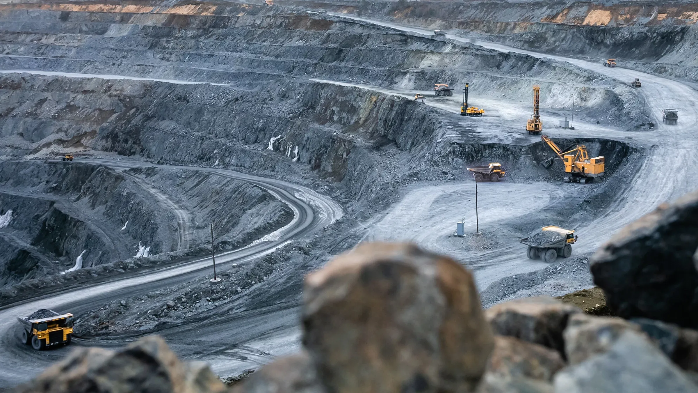 Exploration and selection of a cement quarry