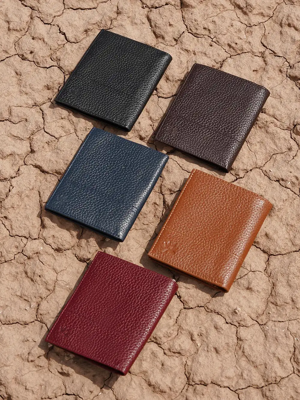 Secrets Three-Fold Album Wallet Fm- PE2529 Novin Leather