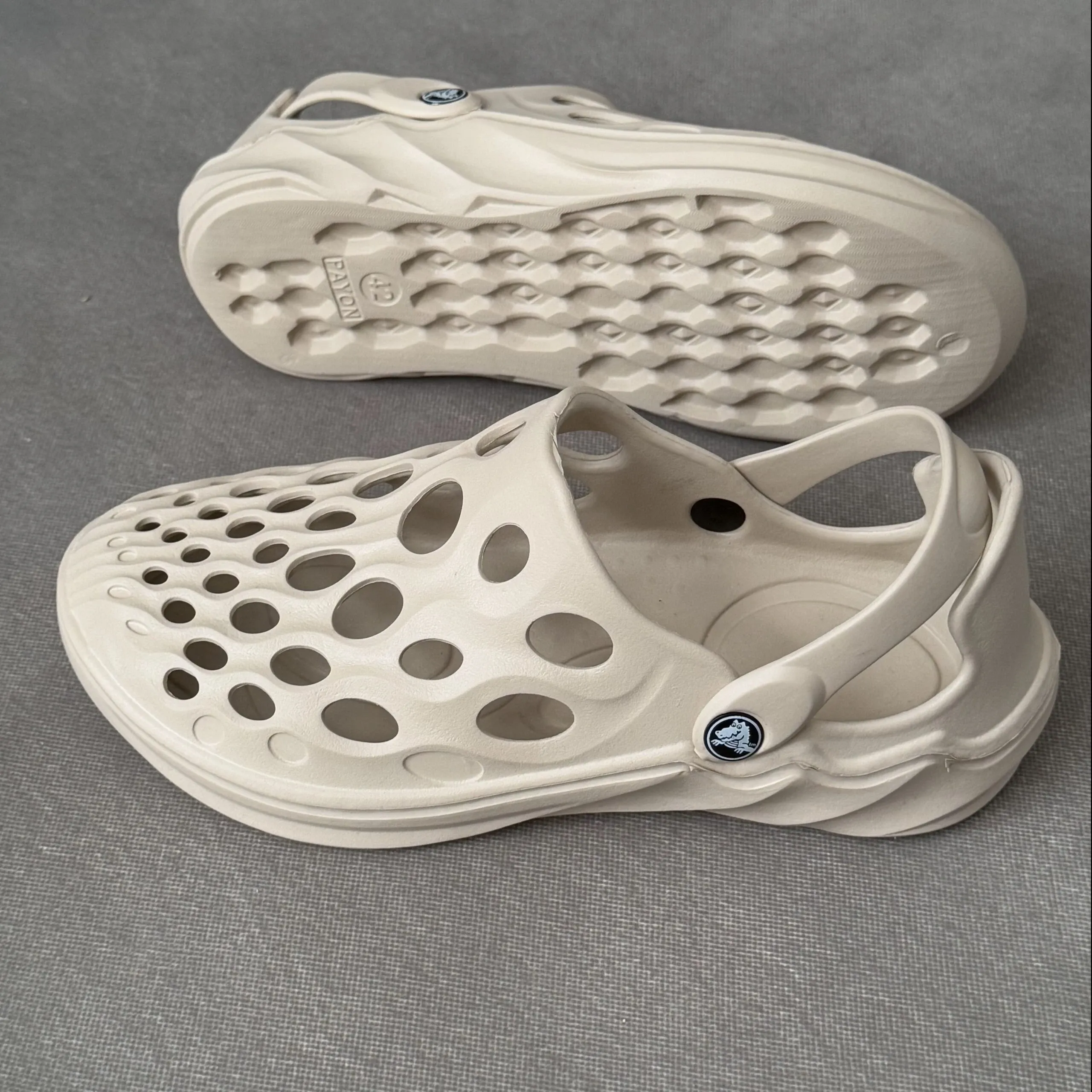 نەعلی پیاوان | مۆدێلی مەریخ