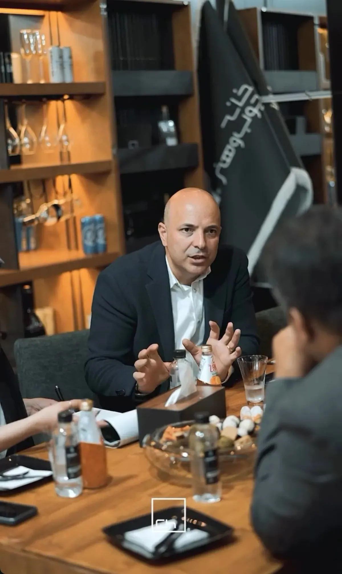 کۆبوونەوەی فەرمی ئەندامانی وود و ئارت هاوس