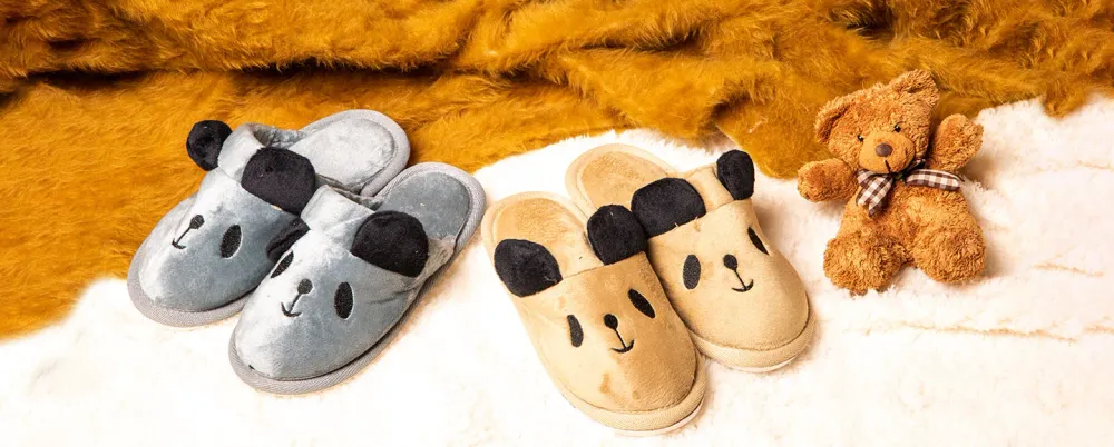 Nikta Slippers