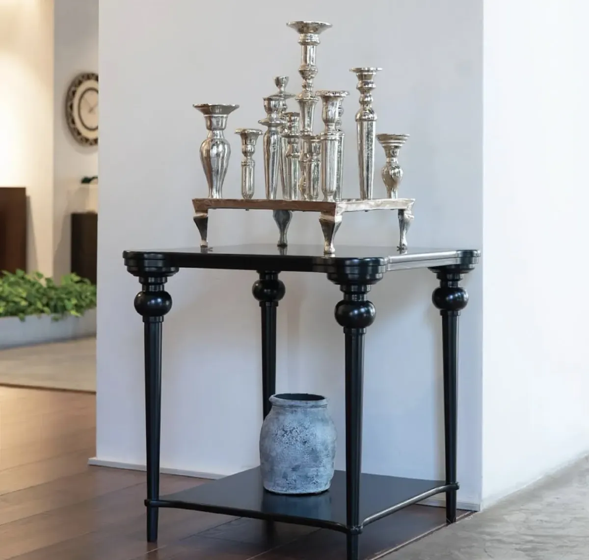 کۆکردنەوەی بوفێ لەگەڵ مێزی هاوتا