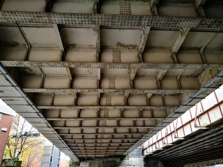 ڕەچاوکردنی تەکنیکی بۆ جێبەجێکردنی سەقفی جۆیست و بلۆک لە بیناسازی بینادا