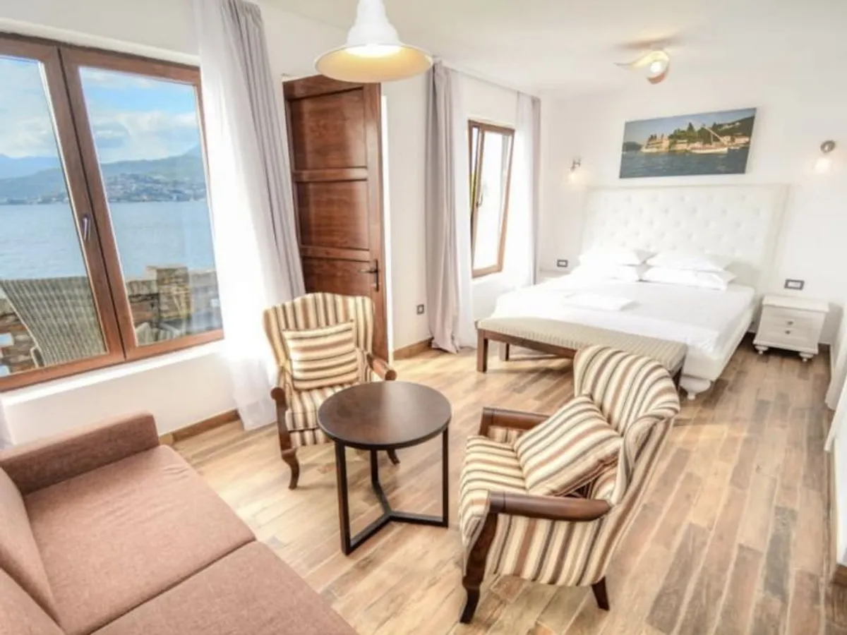 Şık ve konforlu tasarıma sahip modern Kobra Home mobilyaları