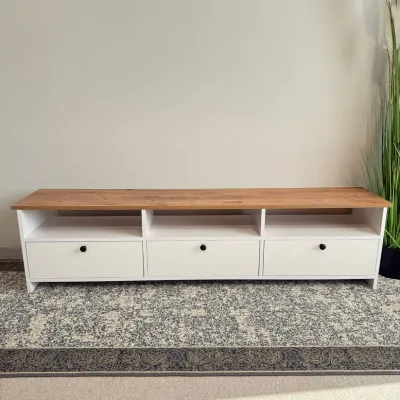 Luca TV Stand