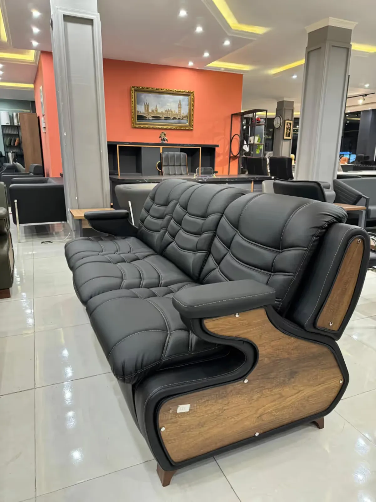 دیزاینی کەلوپەلی ئۆفیسی زیرەک لەگەڵ ئۆفیسی تەیفوور