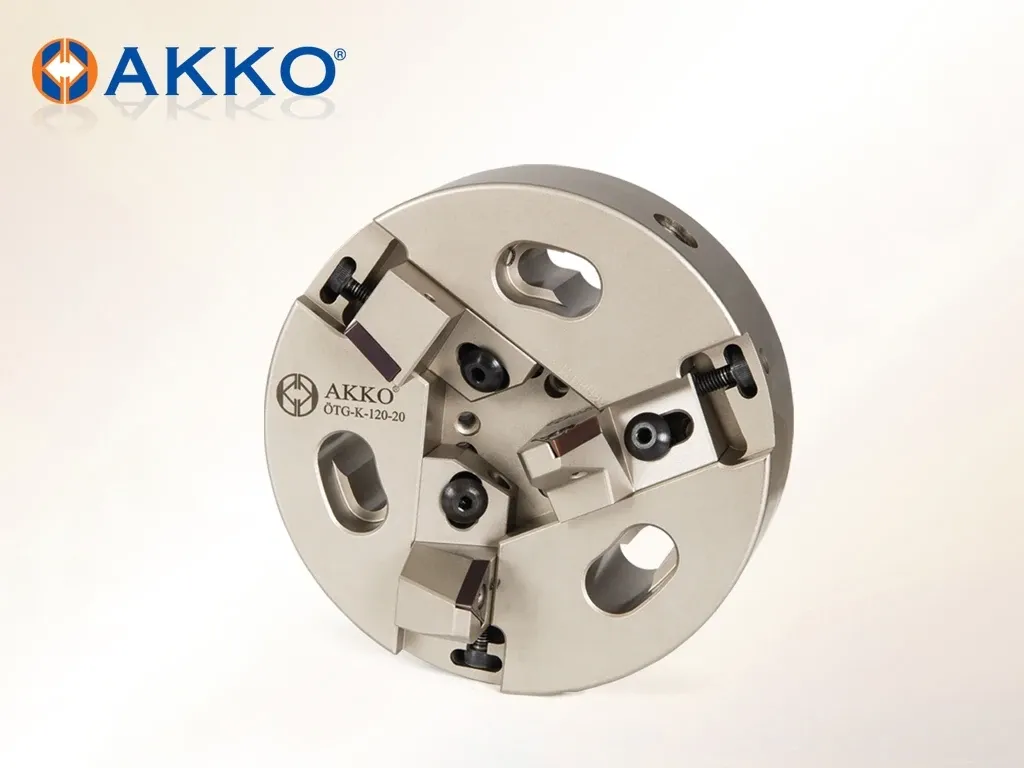 أدوات تحزيز وتشكيل حواف الأنابيب