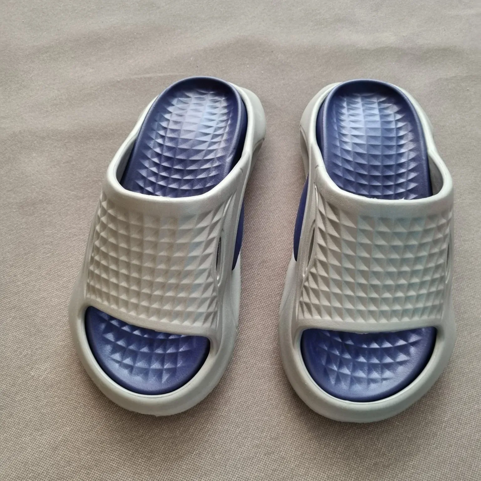 نەعلی پیاوان، مۆدێلی سێپەنتا