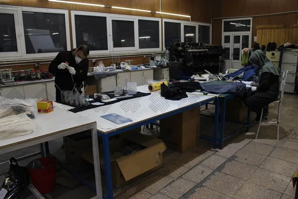 ئەندازیاران کە لە بەشی ئەندازیاری پیشەسازی کاردەکەن