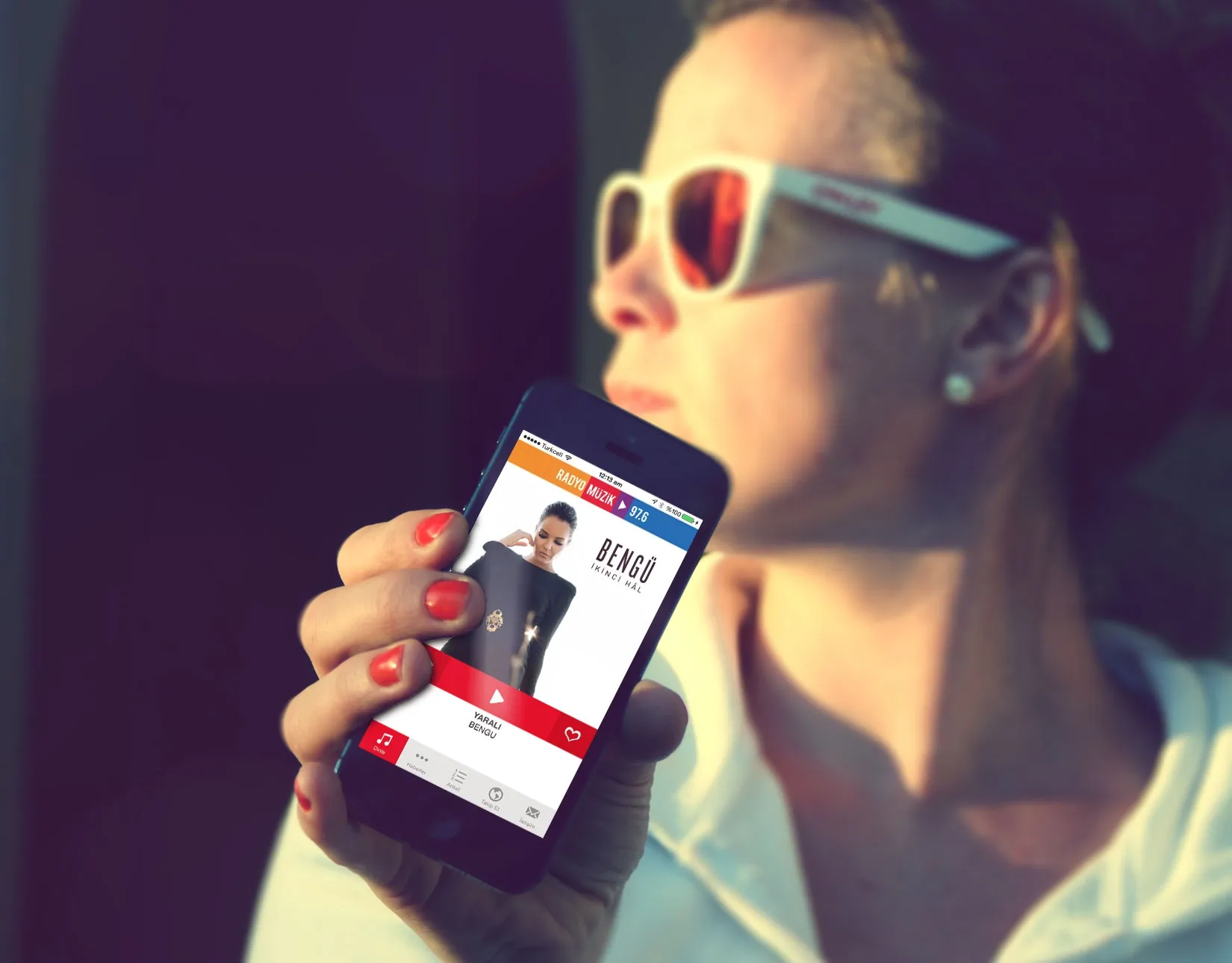 رادیو موزیک اپلیکیشن iPhone، iPad و Android برای رادیو موزیک.