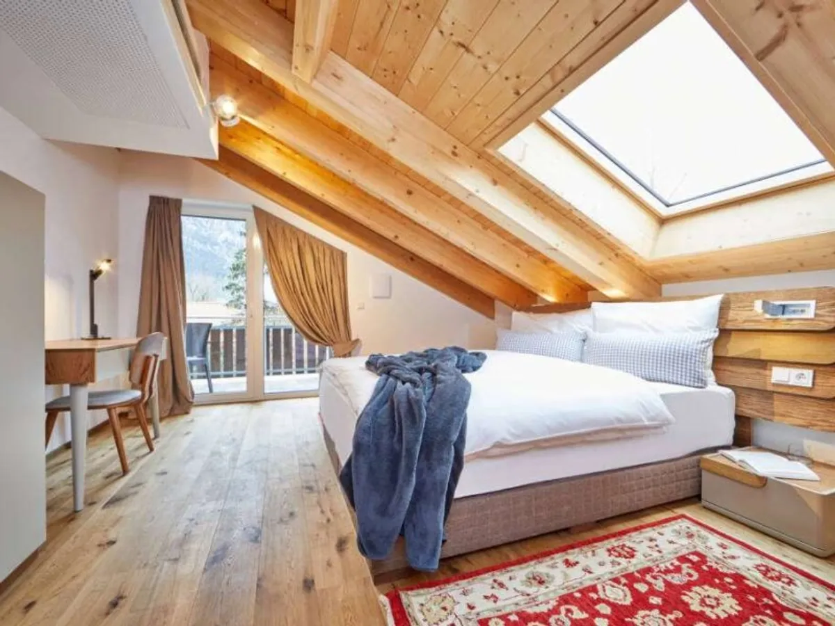 Modern bir yatak odası için uygun, lüks Kobra Home yatak odası takımı