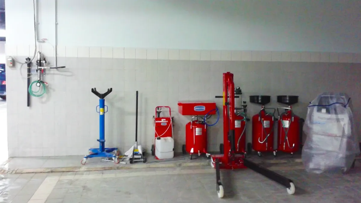 Car Lift System for Professional Workshops