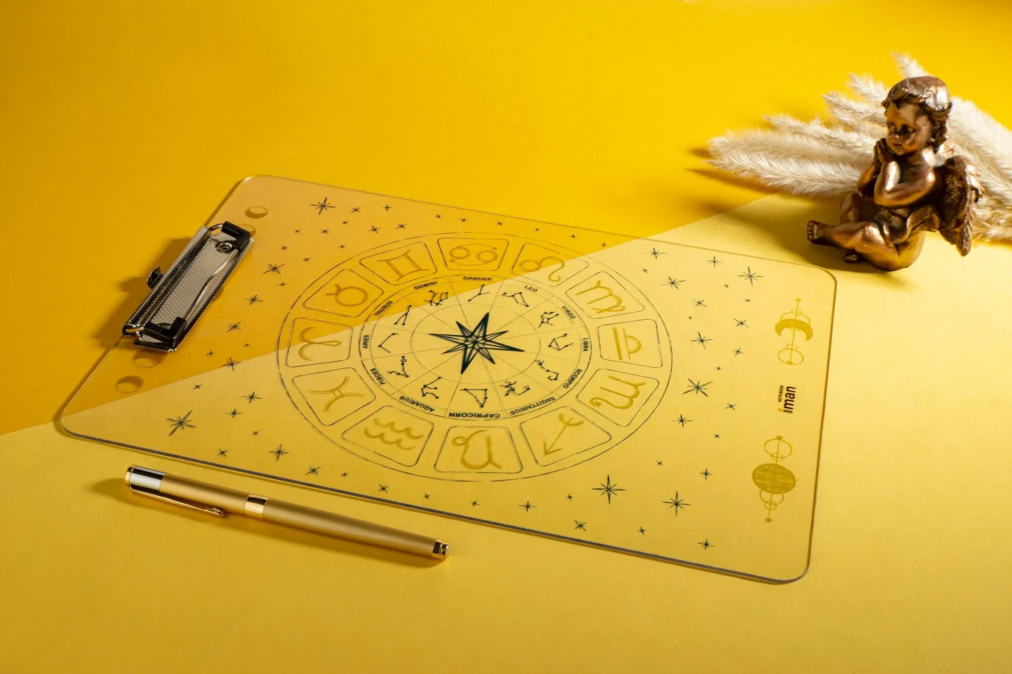 بۆردی شاسی شەفاف ئیمان نۆت