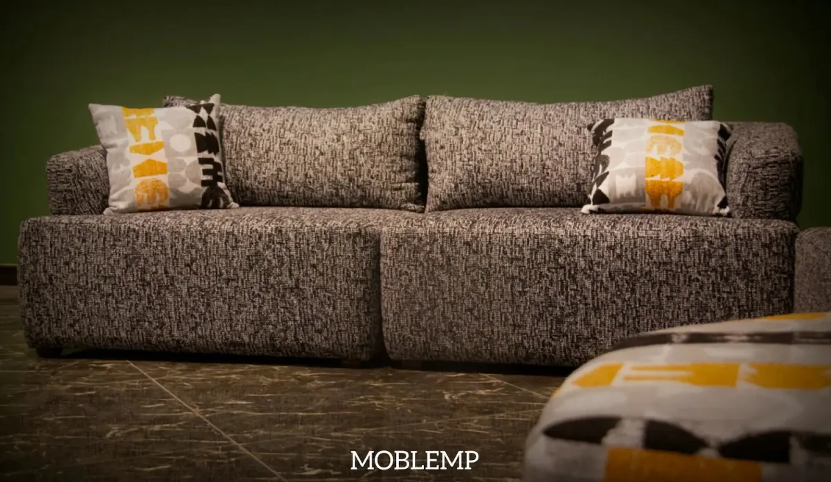 MP 品牌的现代舒适沙发